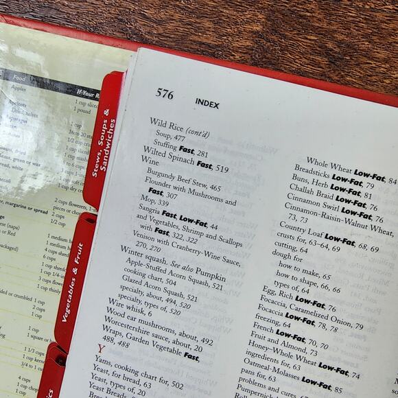 Betty Crocker's Cookbook 5 Ring Binder (9th Edition) 2000, 2001 Big Red Cookbook - Picture 4 of 8